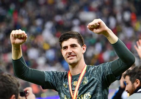 Thibaut courtois (29 years old) gave an interview to the french medium telefoot where, apart from reviewing his season with real madrid, was subjected to a fun test with which you can learn a little more about the interiors of a team like real madrid and the components that make it up, as well as their tastes and hobbies. Real Madrid: Thibaut Courtois brings a level of safety not ...
