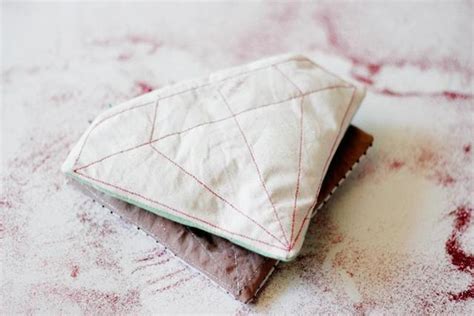 Zippers come in a variety of sizes and finishes. FREE Gem Zipper Pouch: Diamond Shape DIY Pouch in Free Sew ...
