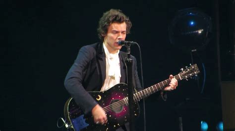 I don't ever tell you how i really feel. Harry Styles - Just a Little Bit Of Your Heart ...