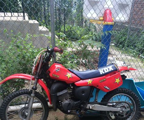 This is to allow your bike to warm up and enable oil to distribute in the system. How to Ride a Dirt Bike (start It and Shift Gears) : 7 ...