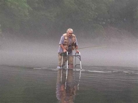 Hilarious Fishing Photos That Were Perfectly Timed