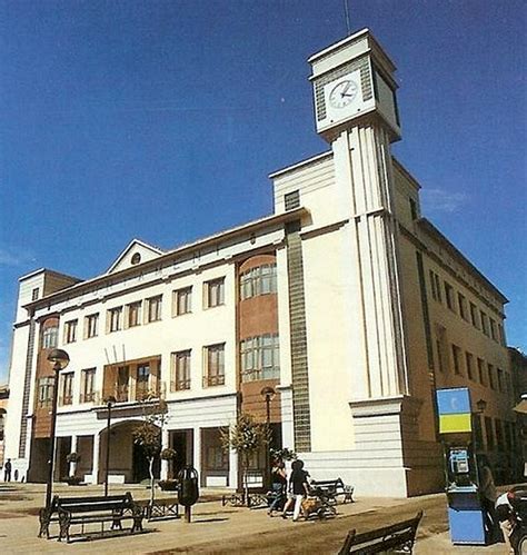 Simple Science: How to Make a Volcano with Kids