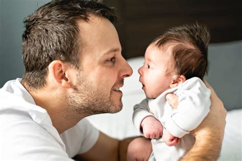 A First Time Dads Guide To Newborn Babies Dad Life