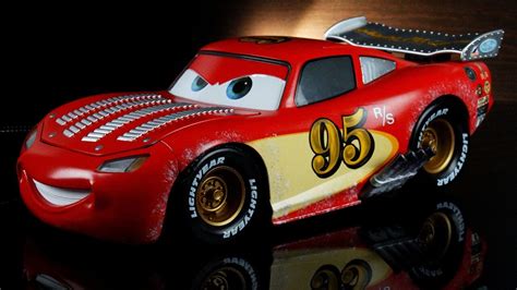 Disney Store Pixar Cars Lightning Mcqueen Custom Pixar Diecast Artist