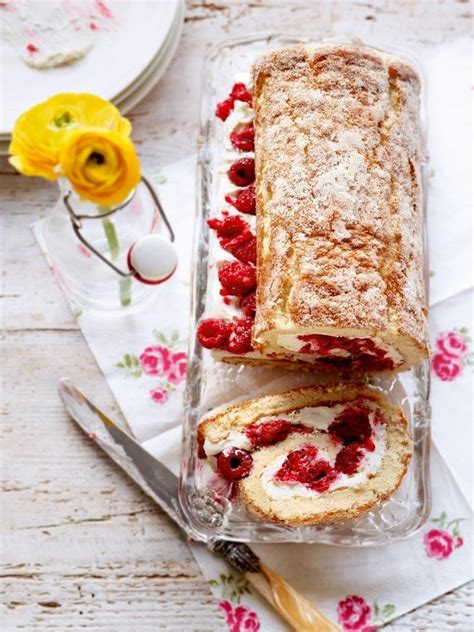 White chocolate raspberry loaf cake. White chocolate and raspberry swiss roll recipe ...