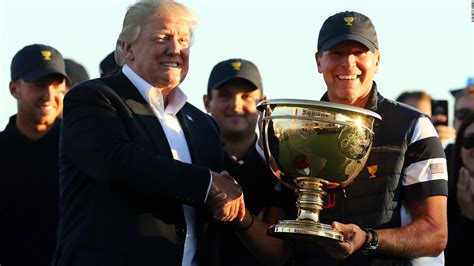 Trump Dedicates Trophy To Hurricane Victims Cnn Video