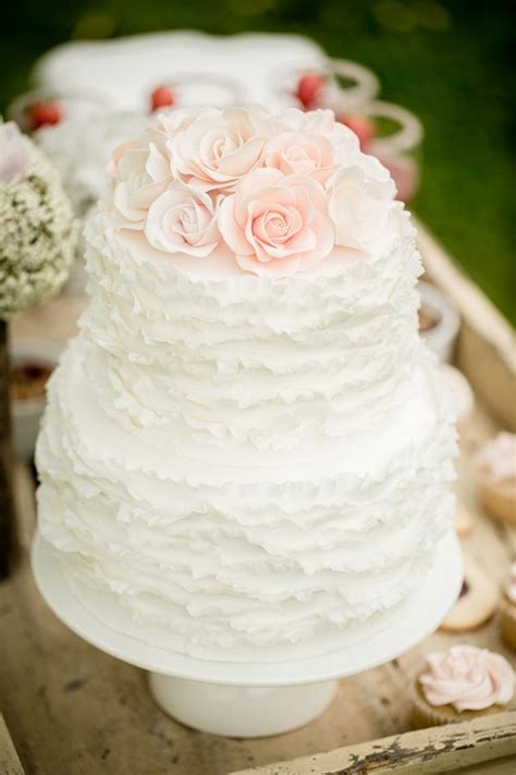 10 Fabulous Wedding Cake Ideas For 2015