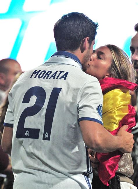 They met while morata was in italy at juventus and their relationship became public earlier this year. Álvaro Morata y Alice Campello, pura pasión en la cuenta ...