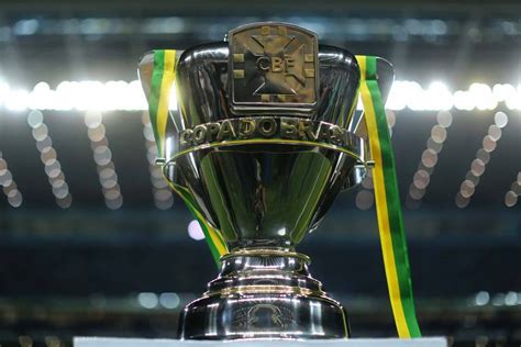 O evento vai definir os confrontos e os mandos de campo da etapa, com previsão de cerimônia iniciada às 16h no rio de. Veja os confrontos da terceira fase da Copa do Brasil - 23 ...