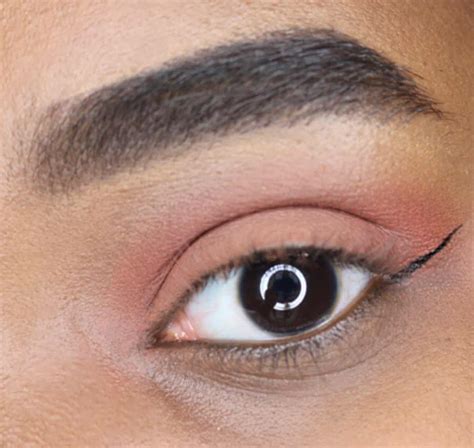 Swoosh How To Do The Perfect Winged Eyeliner Makeup The Guardian