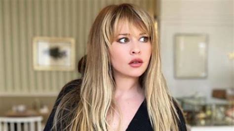 Artist • lover • singer/songwriter ny•bp•la glamour women singer of the year nominee 2020 új video! Király Linda élvezi a szingliséget, minden percet magára ...