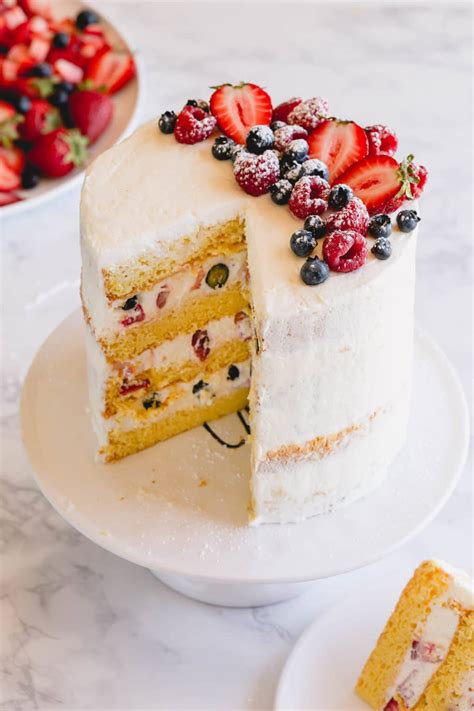 Berry Chantilly Cake ~sweet And Savory
