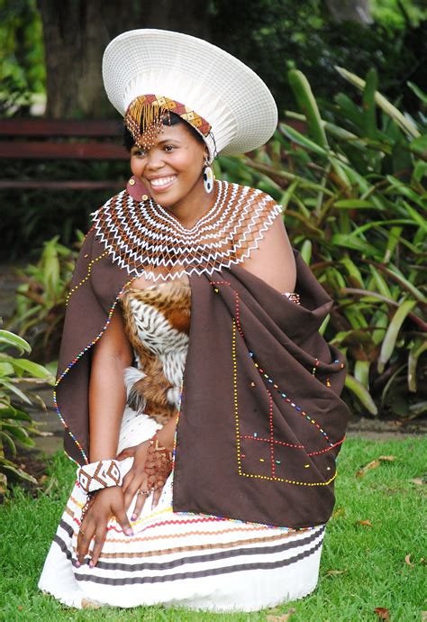 I Will Be A Ndebele Bride In Something Similar To This This Is Amazing Add A Little Color And