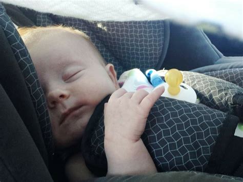 Safest place for 2 car seats. Important Tips On How To Keep Child Safe In Car Seat - Mom ...