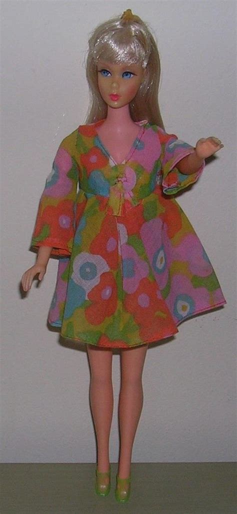 vintage 1967 twist n turn barbie doll blonde wearing vintage 1970 flower wower 1830974786
