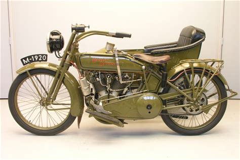 This 1920 harley davidson j model has just been through a 2½ year complete restoration. Harley Davidson 1920 20T combination1000 cc 2 cyl ioe ...
