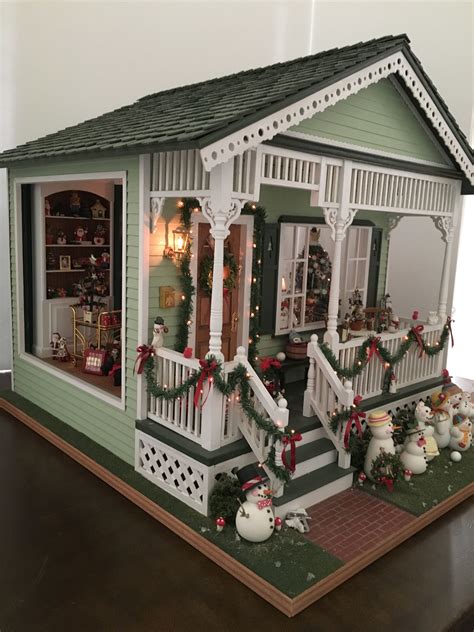 Dollhouse Christmas Photos Cantik