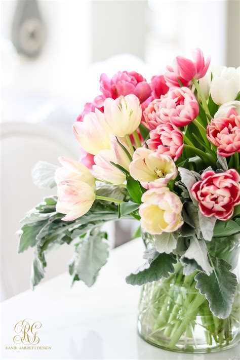 Beautiful Spring Entertaining Ideas With Fresh Flowers And