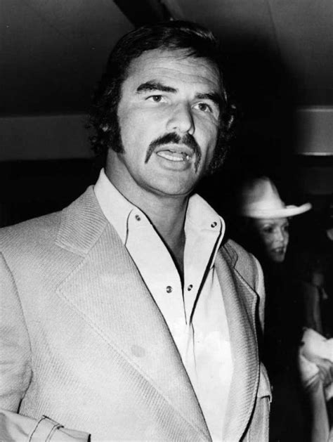 20 Incredibly Sexy Photos Of Burt Reynolds From Between The 1970s And