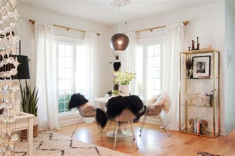 15 Different Ways To Decorate Your Home With Faux Fur