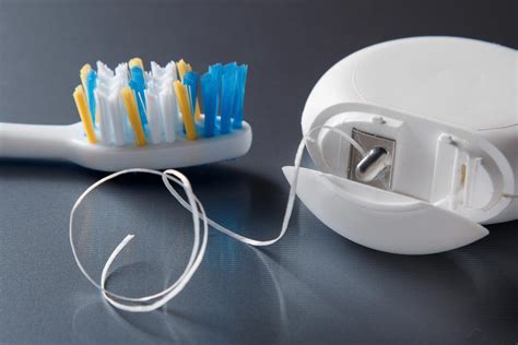 How To Floss Your Teeth Phoenix Az Carefree Smiles Dentistry