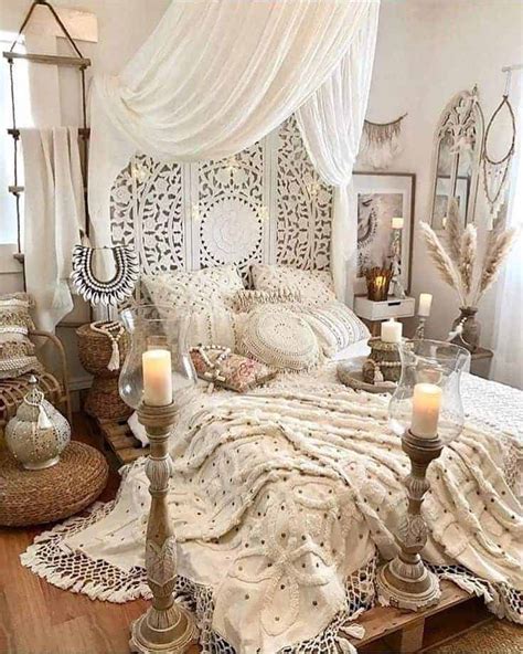 Get inspired with bohemian, bedroom ideas and photos for your home refresh or remodel. 25 Cozy Bohemian Bedroom Ideas for Your First Apartment ...