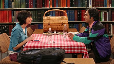 Big Bang Theory Spoilers Kate Micucci On Lucy And Rajs Awkwardly
