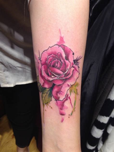 Rosen Tattoo Rosenranke Bedeutung Ideen Und Vorlagen