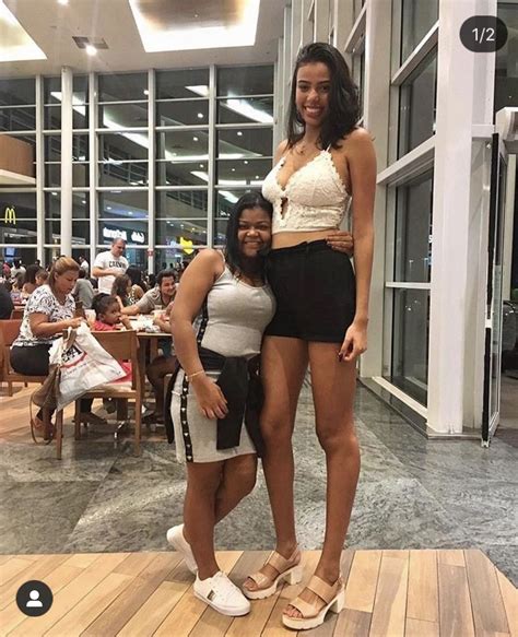 Pin By Bznslady On Tall Women Tall Women Tall Women Fashion Tall Girl