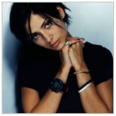 Maybe you would like to learn more about one of these? Untitled | Natalie imbruglia, Coiffures cheveux courts ...