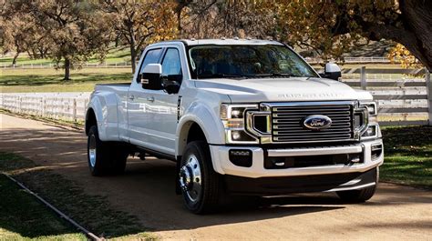 Ford Debuts New “godzilla” 7 3 Liter V8 And 10 Speed Auto For 2020 F Series Super Duty Ford