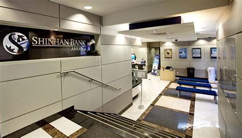 Rating action commentary / fri 02 feb, 2007. Queens Crossing - Shinhan Bank