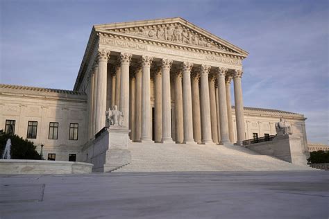 Supreme Court Limits When Police Can Enter Home Without Warrant