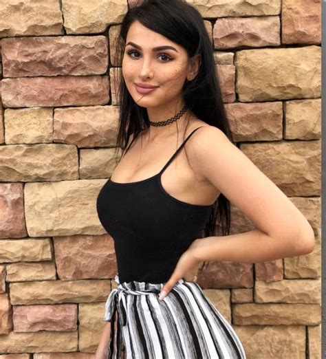 Who Is Sssniperwolf Wiki Age Bio Net Worth Career Relationship Porn