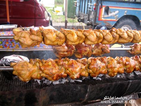 For more information and source, see on this link : IdrisTalu: Makanan Yang Biasa Dijual Di Pasar Tani Brinchang
