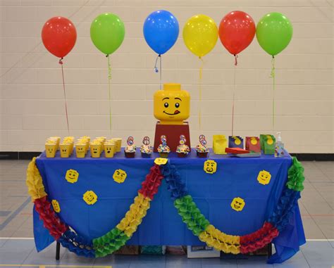 Lego Party Table Decor Inexpensive But Effective At Giving A Look To