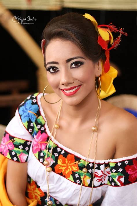 Tabasqueña Tabasqueña Vestidos Tipicos De Mexico Modelo Mexicano