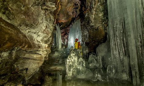 Crystal Ice Cave Tours Lava Beds National Monument Us National