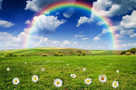 Sunny Day With Rainbow And Fluffy White Clouds — Stock