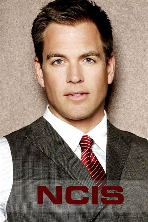 ncis season 6 dvd photo shoot ~ michael weatherly as very special agent anthony dinozzo