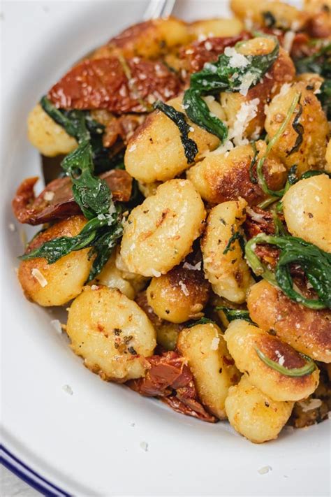 Pan Fried Gnocchi With Spinach Simplyrecipes