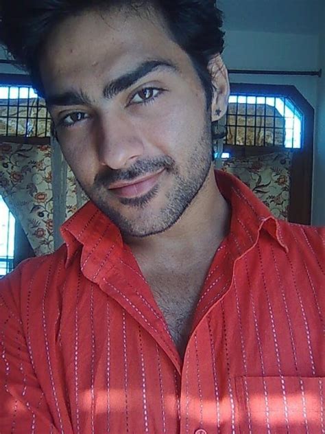 Navi bhangu affairs, height, net worth, age, bio and more. Dare to bare : Hot Indian TV Actors : Navi Bhangu