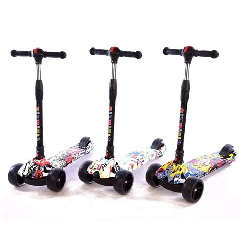 New Arrival 3 Wheel Child Scooter Kids Flicker 3 Scooter Flashing Pu