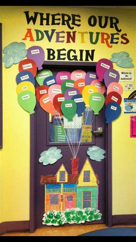This is your ultimate guide to making, hanging, and decorating with tissue paper flowers! Pin by Barbie Patton on Salon Prekindergarden | Door ...