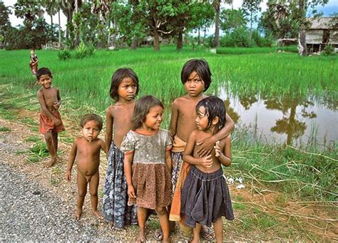 Cambodia Population Angkor Focus Travel Poverty Photography Cambodian People Beautiful