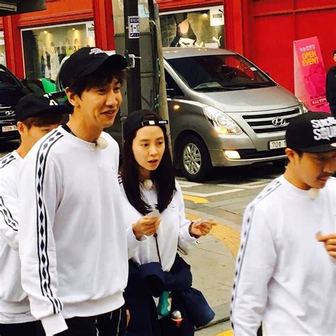 Yoo jae suk, ji suk jin, kim jong kook, lee kwang soo, haha, song ji hyo, yang se. Song Ji Hyo and Lee Kwang Soo, Running Man ep. 325 bts
