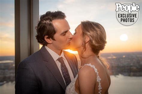Fox News Kat Timpf Marries Cameron Friscia It S The Best Feeling In