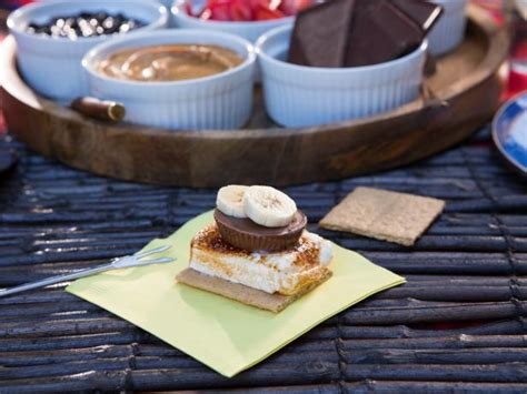 Campfire S'mores with Homemade Marshmallows Recipe ...