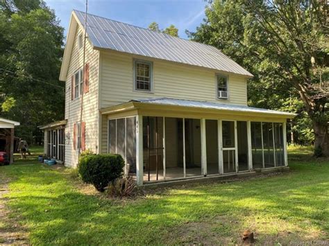 C1920 Fixer Upper Farm House For Sale On 4 Private Acres Walk To Beach