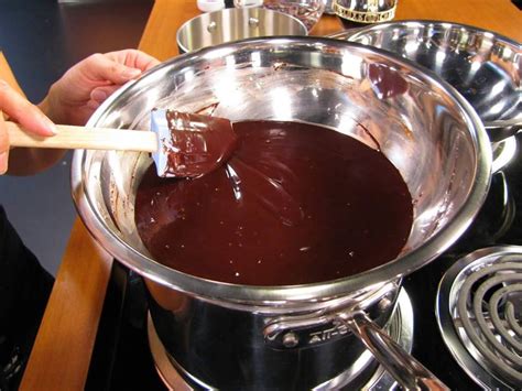 Kalau korang nak senang faham cara membuat puding karamel ni apa kata korang tengok dulu video yang telah saya sediakan kat atas ni. Food, Lifestyle, Education, Parenting, DIY | CaraResepi